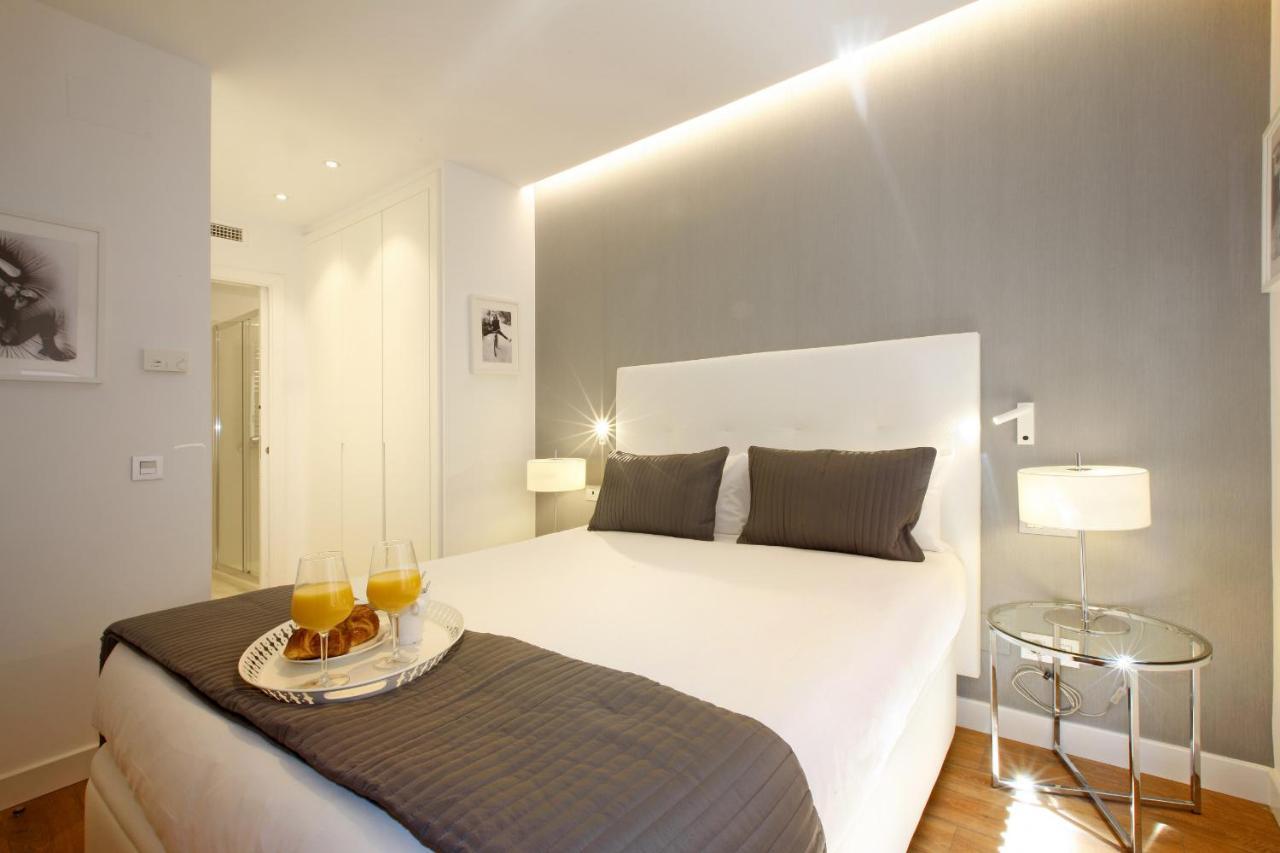 Gran Via Suites Madrid Buitenkant foto
