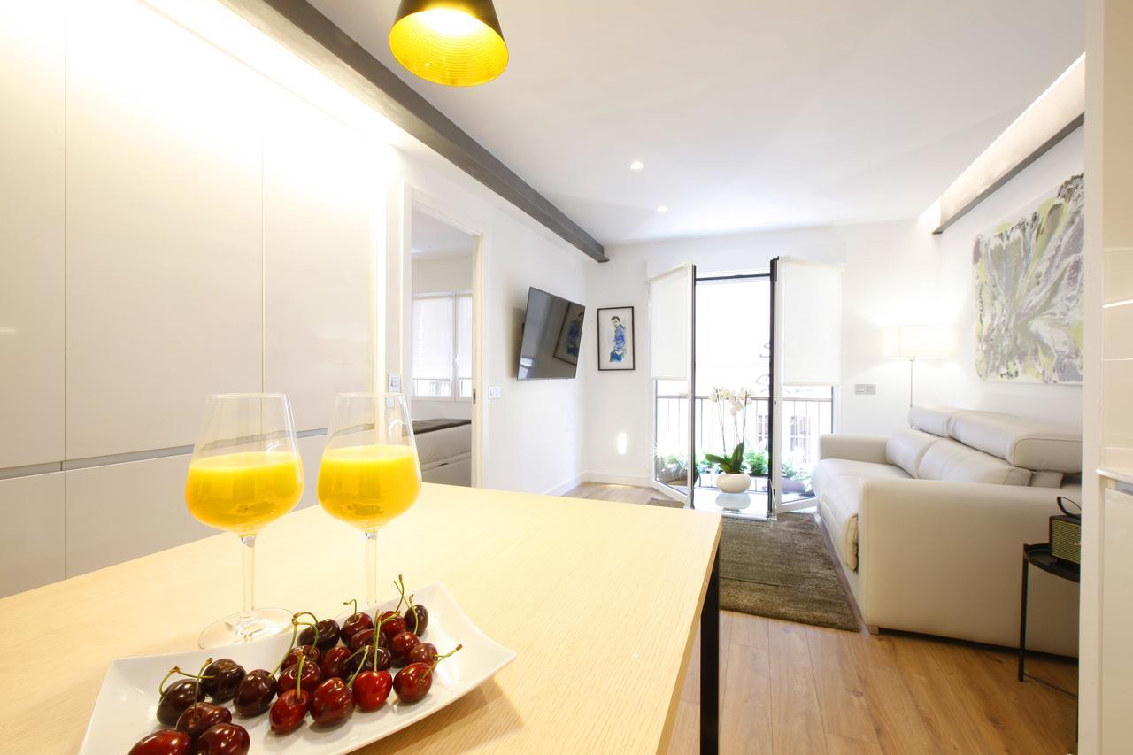 Gran Via Suites Madrid Buitenkant foto